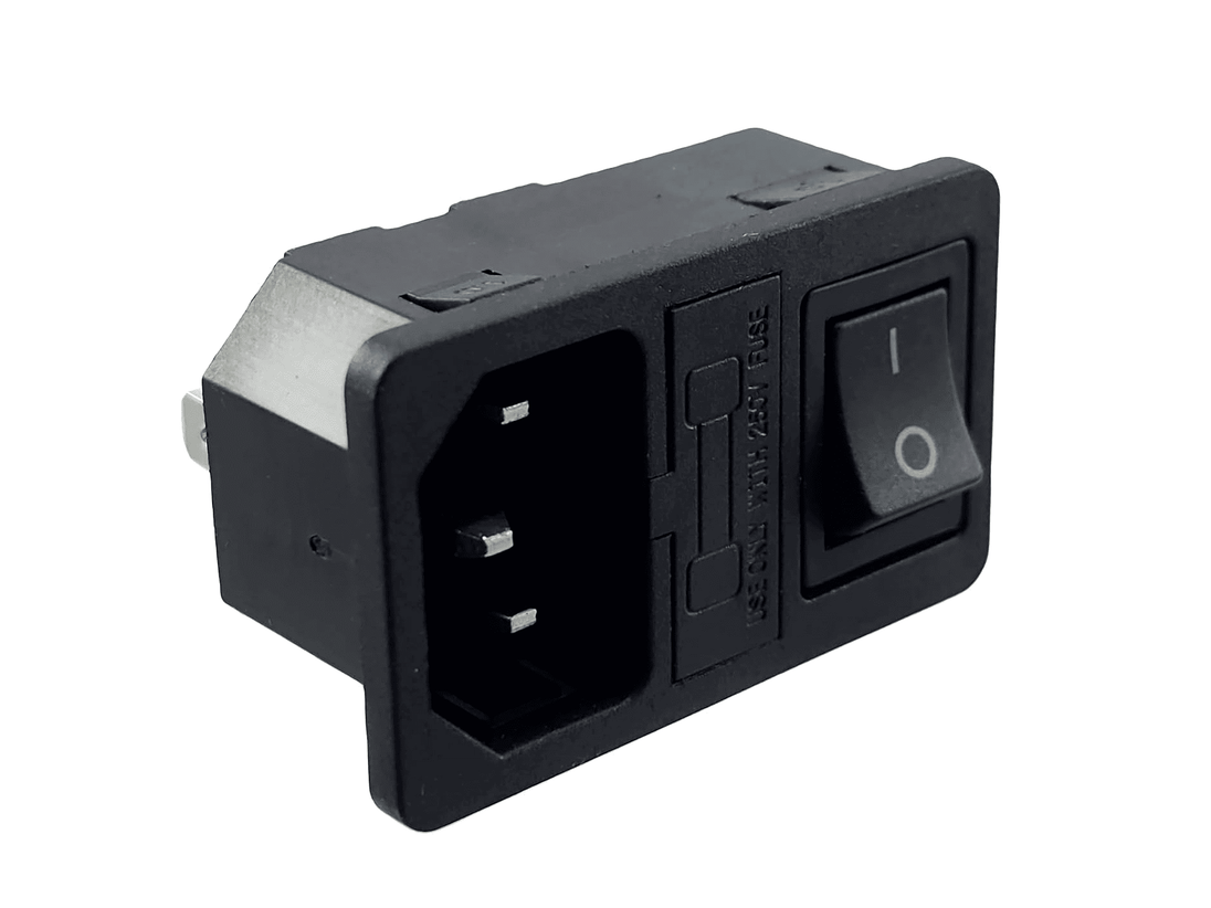 TOMA CHASIS CON OREJA MACHO 